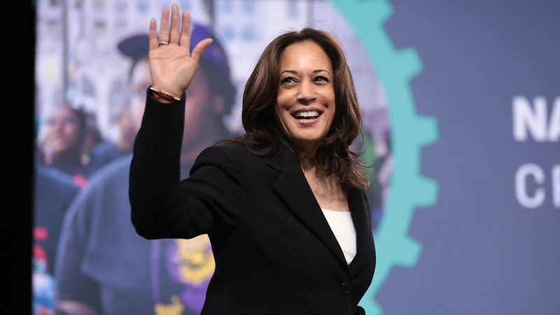 Kamala Harris Conquista Maioria Para Nomeação Democrata