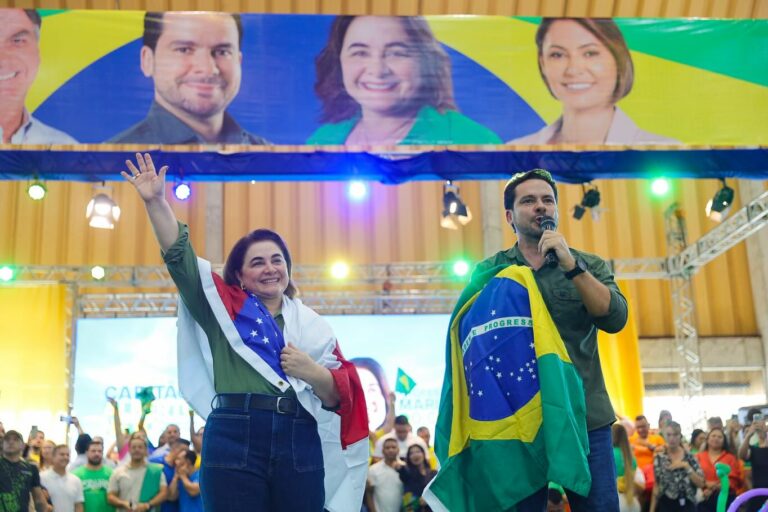 Com apoio de Bolsonaro em Manaus, capitão Alberto Neto e Maria do Carmo lançam coligação ‘Ordem e Progresso’ » Conexão Política