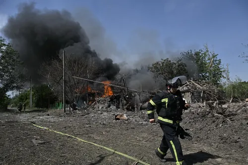 Ataque russo à cidade ucraniana deixa mais de 40 mortos e 180 feridos