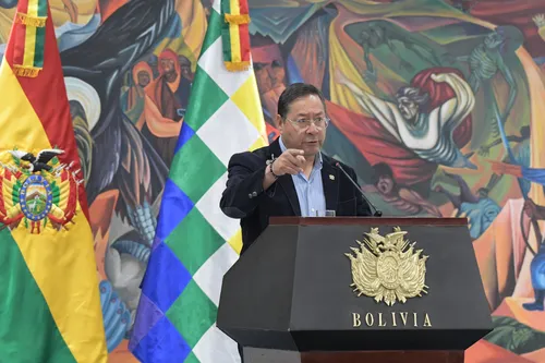 Governo boliviano adia referendo sobre reeleição presidencial