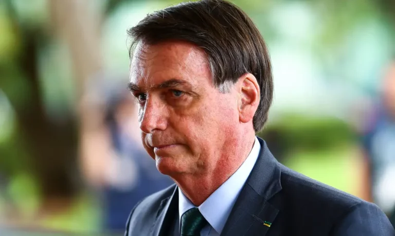 ‘Duro Golpe à Nossa Liberdade’, Diz Bolsonaro Sobre Derrubada Do X/Twitter No Brasil » Conexão Política